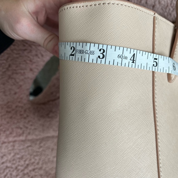 Tory Burch Saffiano Leather Tote/ Light Oak/Excellent Condition - Picture 16 of 16